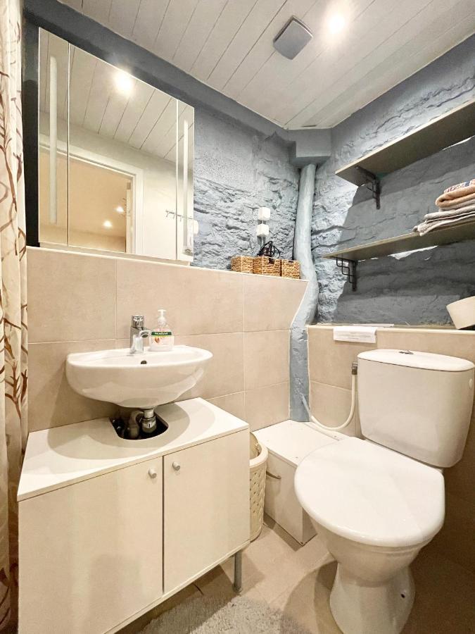 דירות טאלין Cosy Studio In Historical Building. City Center מראה חיצוני תמונה